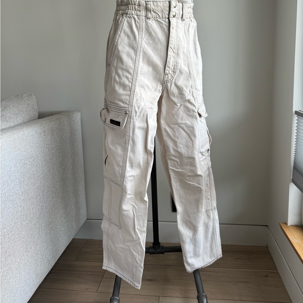 BDG Urban Outfitters Relaxed Skate Jean in Ecru